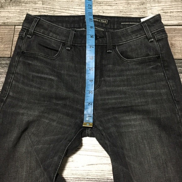 Abercrombie Fitch High Rise Cropped Flare Jeans Women’s 24/26R Black Gray - Picture 3 of 11